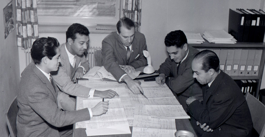 Kurs för utländska gästarbetare.