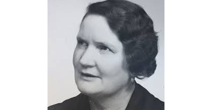 Mäklare Anna Sandbergh. Olsson Foto, Krylbo