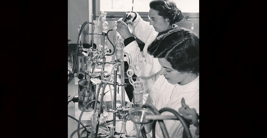 Pharmacia, interiör laboratorium Företagens historia