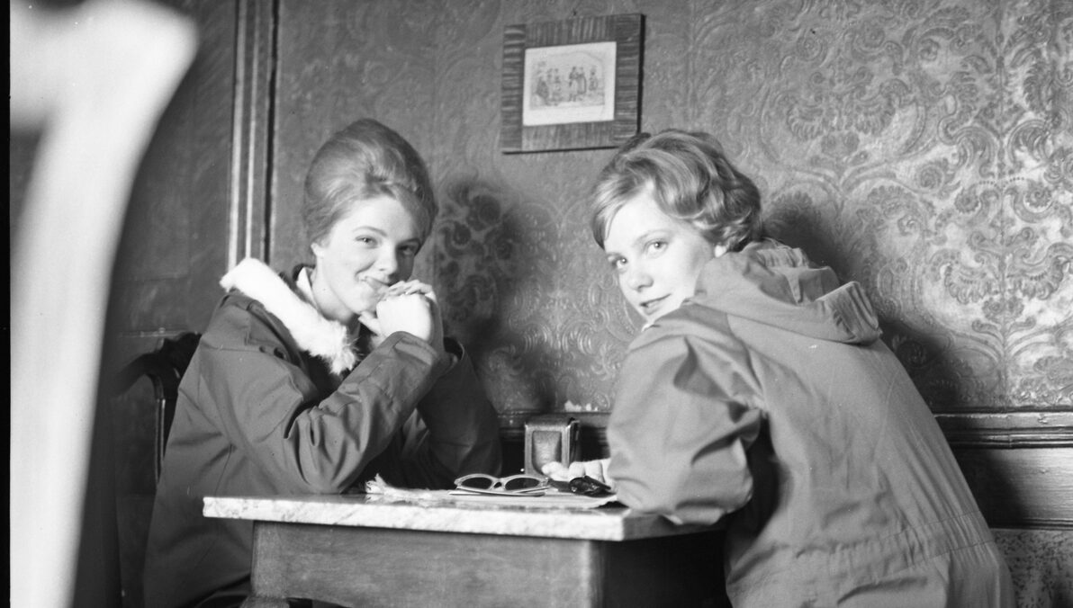 Fikagäster på Ofvandahls konditori i Uppsala 1961.